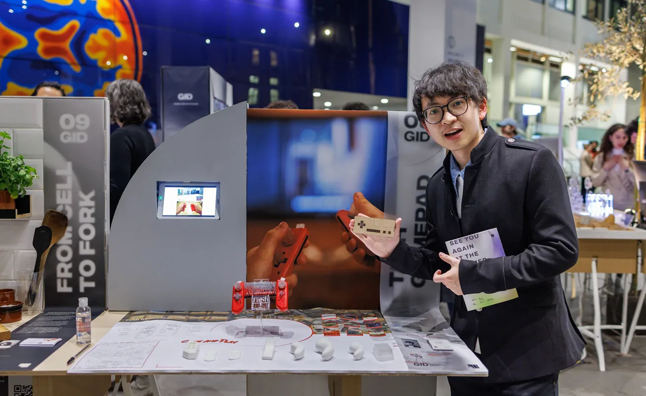 Innovative Tactical Gamepad Design showcase 2